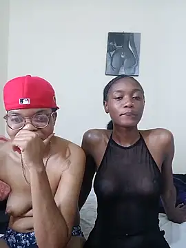 Snapshot of Sweet-Hennessy chatting on 8, 6, 2026 Sweet-Hennessy online show from 8, 6, 2026