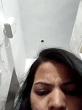 Alishasheikh21 online show from 5, 6, 2026