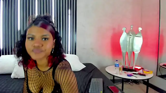 Charlotte ebonny01 online show from 8, 6, 2026