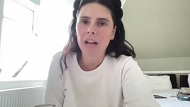 JadeLucy online show from 16, 6, 2026