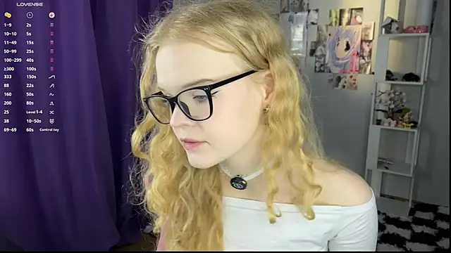 Snapshot of evetease chatting on 13, 7, 2026 evetease online show from 13, 7, 2026