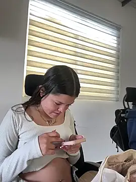 Camila Duarte 2 online show from 30, 6, 2026