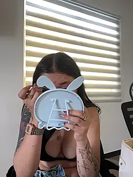 Camila Duarte 2 online show from 1, 7, 2026