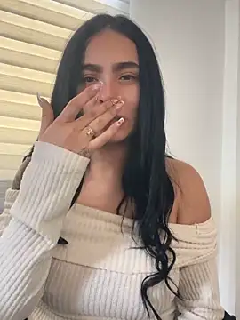 Snapshot of Sara_fernandez- chatting on 18, 6, 2026 Sara fernandez- online show from 18, 6, 2026