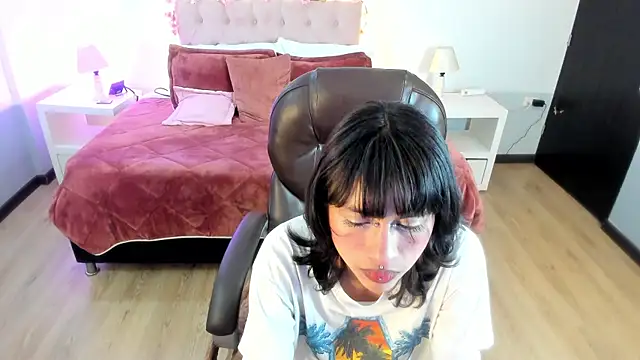 Snapshot of kat_cute__ chatting on 17, 6, 2026 kat cute online show from 17, 6, 2026