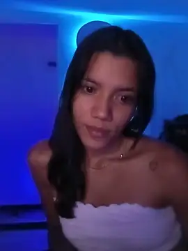 flaqui linda online show from 4, 6, 2026