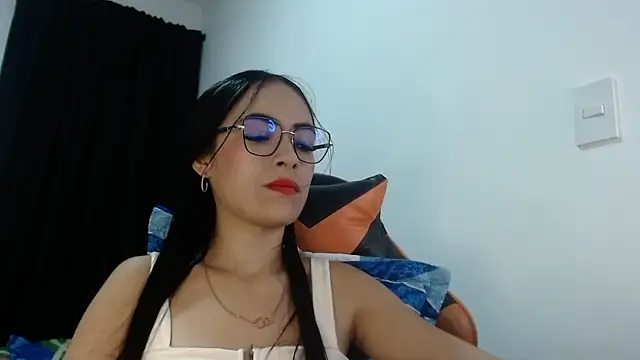 emaevans1 online show from 14, 6, 2026