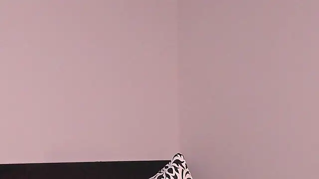 Snapshot of EvaBenely_ chatting on 17, 7, 2026 EvaBenely online show from 17, 7, 2026