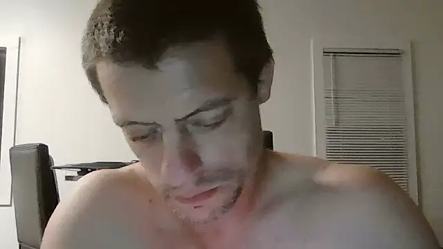 Daddy Smallz xxx online show from 4, 6, 2026