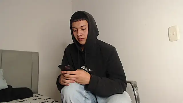 Owenn  blueee online show from 19, 6, 2026