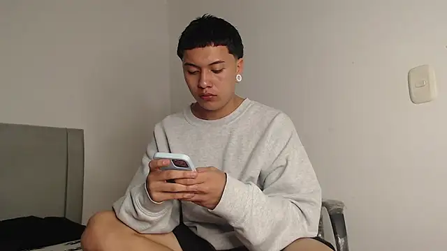 Owenn  blueee online show from 27, 6, 2026