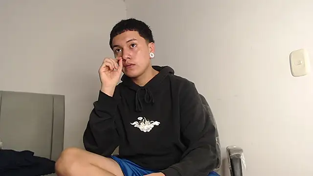 Owenn  blueee online show from 22, 7, 2026