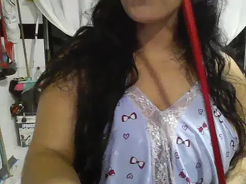 Isabel2q5n online show from 12, 6, 2026