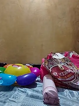 Snapshot of Romantic_riya_06 chatting on 22, 7, 2026 Romantic riya 06 online show from 22, 7, 2026