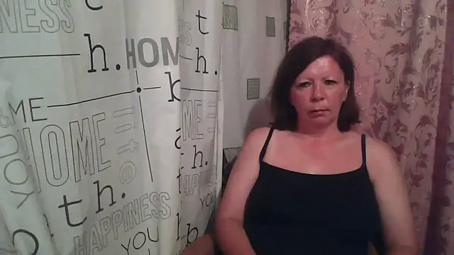 Snapshot of Schastlivaya43 chatting on 2, 7, 2026 Schastlivaya43 online show from 2, 7, 2026