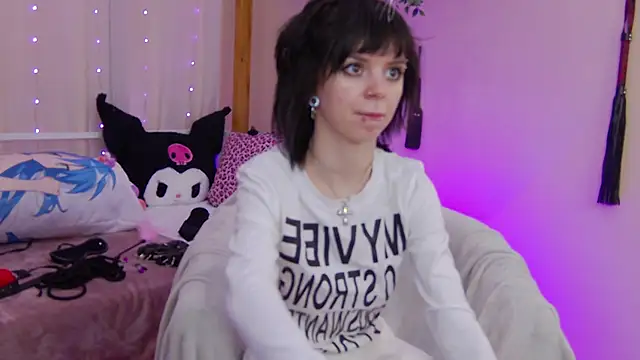 Snapshot of TwiggySmith chatting on 12, 7, 2026 TwiggySmith online show from 12, 7, 2026