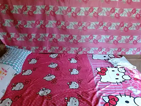 Itsme Foxy Shantale online show from 8, 6, 2026