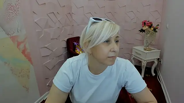 Snapshot of Fabolous_love chatting on 8, 6, 2026 Fabolous love online show from 8, 6, 2026
