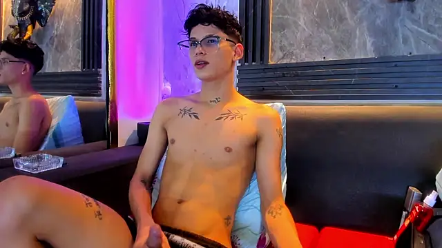 Snapshot of Brianhot0F chatting on 24, 6, 2026 Brianhot0F online show from 24, 6, 2026
