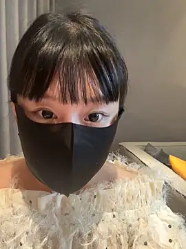 Snapshot of bingbing-x chatting on 4, 6, 2026 bingbing-x online show from 4, 6, 2026