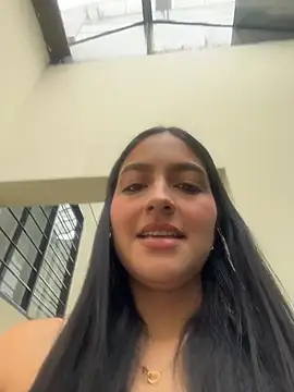 Snapshot of SophiCastro09_ chatting on 23, 7, 2026 SophiCastro09 online show from 23, 7, 2026