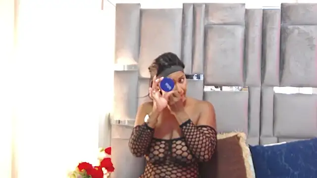 IvyEllis1 online show from 27, 6, 2026