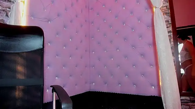 camila velvet  online show from 23, 7, 2026