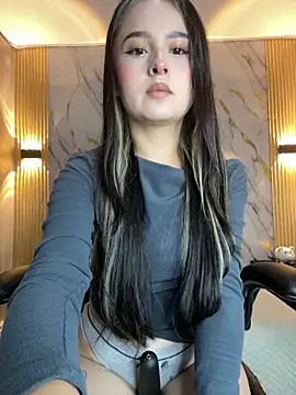 Tinakitten online show from 16, 6, 2026