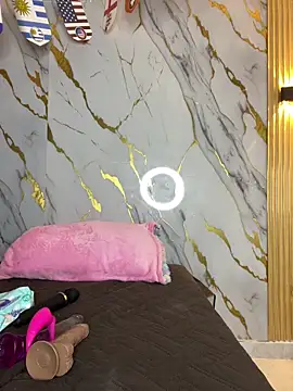 Tinakitten online show from 22, 6, 2026