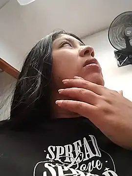 Amber Herrera online show from 21, 7, 2026