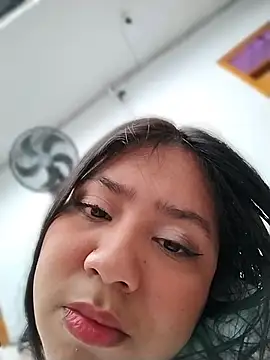 Amber Herrera online show from 8, 7, 2026
