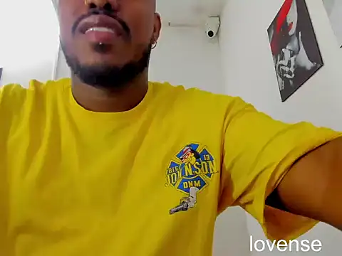 Snapshot of AlessandroHammed chatting on 17, 6, 2026 AlessandroHammed online show from 17, 6, 2026