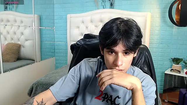 Snapshot of wayath1 chatting on 12, 7, 2026 wayath1 online show from 12, 7, 2026