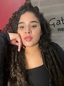 Antonella Whitmore online show from 8, 6, 2026