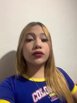 zury cute1 online show from 18, 6, 2026