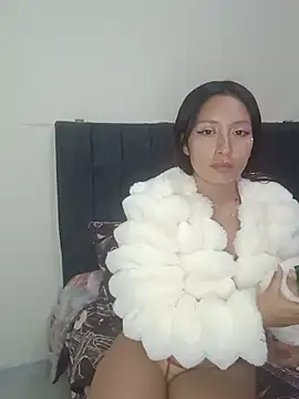 Snapshot of MiaSaen chatting on 5, 7, 2026 MiaSaen online show from 5, 7, 2026