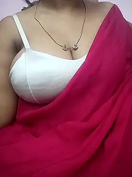 Snapshot of telugubigboobs__P chatting on 15, 6, 2026 telugubigboobs P online show from 15, 6, 2026