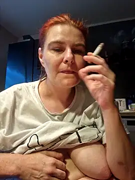 GoldenWifee online show from 22, 7, 2026