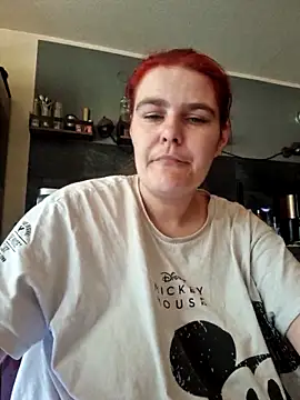 GoldenWifee online show from 19, 6, 2026