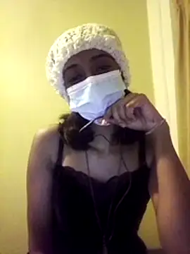 Snapshot of queen_shelly chatting on 21, 6, 2026 queen shelly online show from 21, 6, 2026