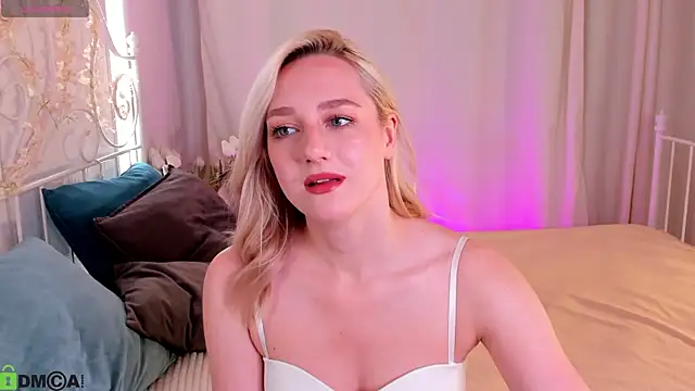 Chloe-Deccer online show from 22, 7, 2026