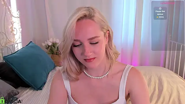 Chloe-Deccer online show from 10, 7, 2026