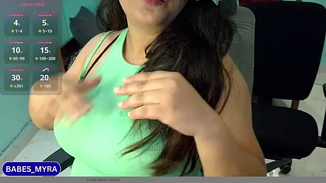 Snapshot of hey_rhea chatting on 22, 6, 2026 hey rhea online show from 22, 6, 2026