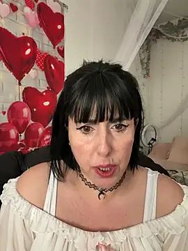 juliee1979 online show from 12, 6, 2026