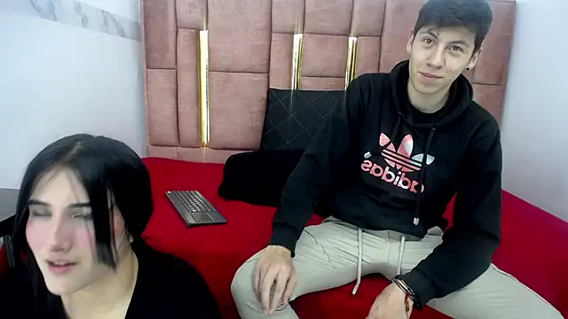 Snapshot of MIA_COINS chatting on 6, 7, 2026 MIA COINS online show from 6, 7, 2026