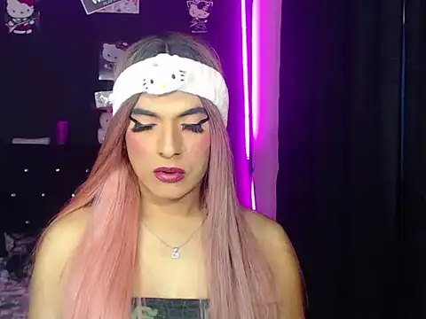 Snapshot of madame_kitty chatting on 26, 6, 2026 madame kitty online show from 26, 6, 2026
