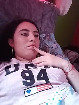 Snapshot of Doll_Hot22 chatting on 8, 7, 2026 Doll Hot22 online show from 8, 7, 2026