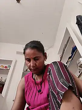 Snapshot of Karishna_hot chatting on 7, 7, 2026 Karishna hot online show from 7, 7, 2026