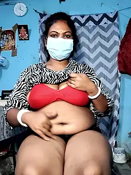 Snapshot of Mis-maya chatting on 1, 7, 2026 Mis-maya online show from 1, 7, 2026