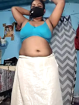 Snapshot of Mis-maya chatting on 7, 7, 2026 Mis-maya online show from 7, 7, 2026
